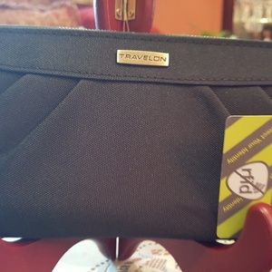 TRAVELON RFID Wallets - NIB